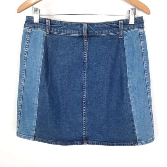 Madewell Denim Mini Skirt In Color Block  Size 29 - Picture 3 of 5